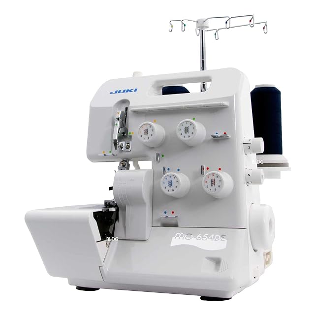 Juki MO-654DE, product photograph